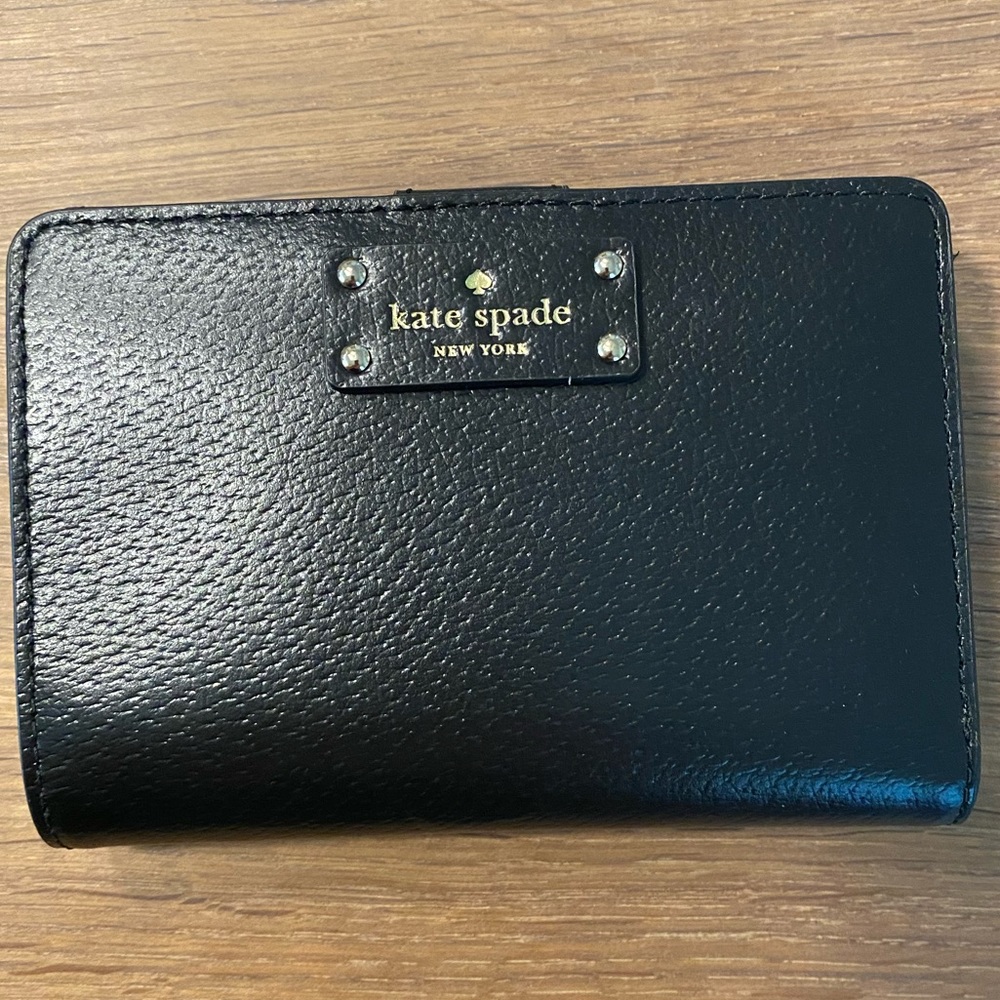 ❌❌SOLD❌❌New w/tags Kate Spade Wallet black - Picture 1 of 6